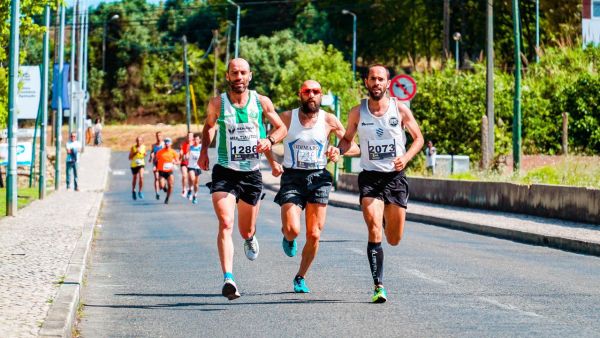 What are the best strategies for managing pre-race anxiety in competitive runners?